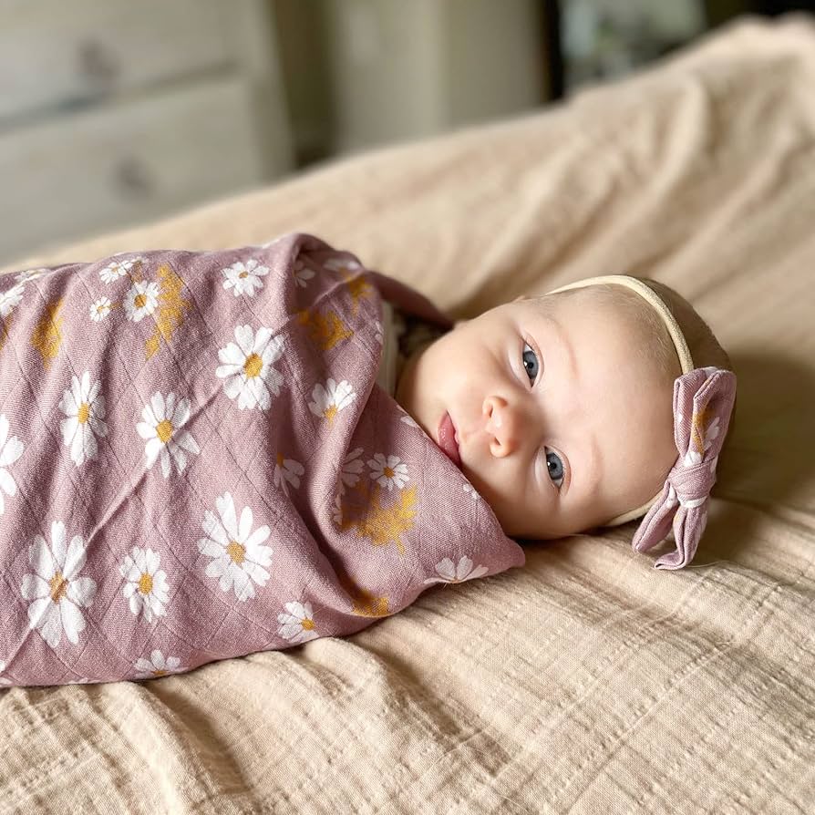 Daisy Dreams (Swaddle)