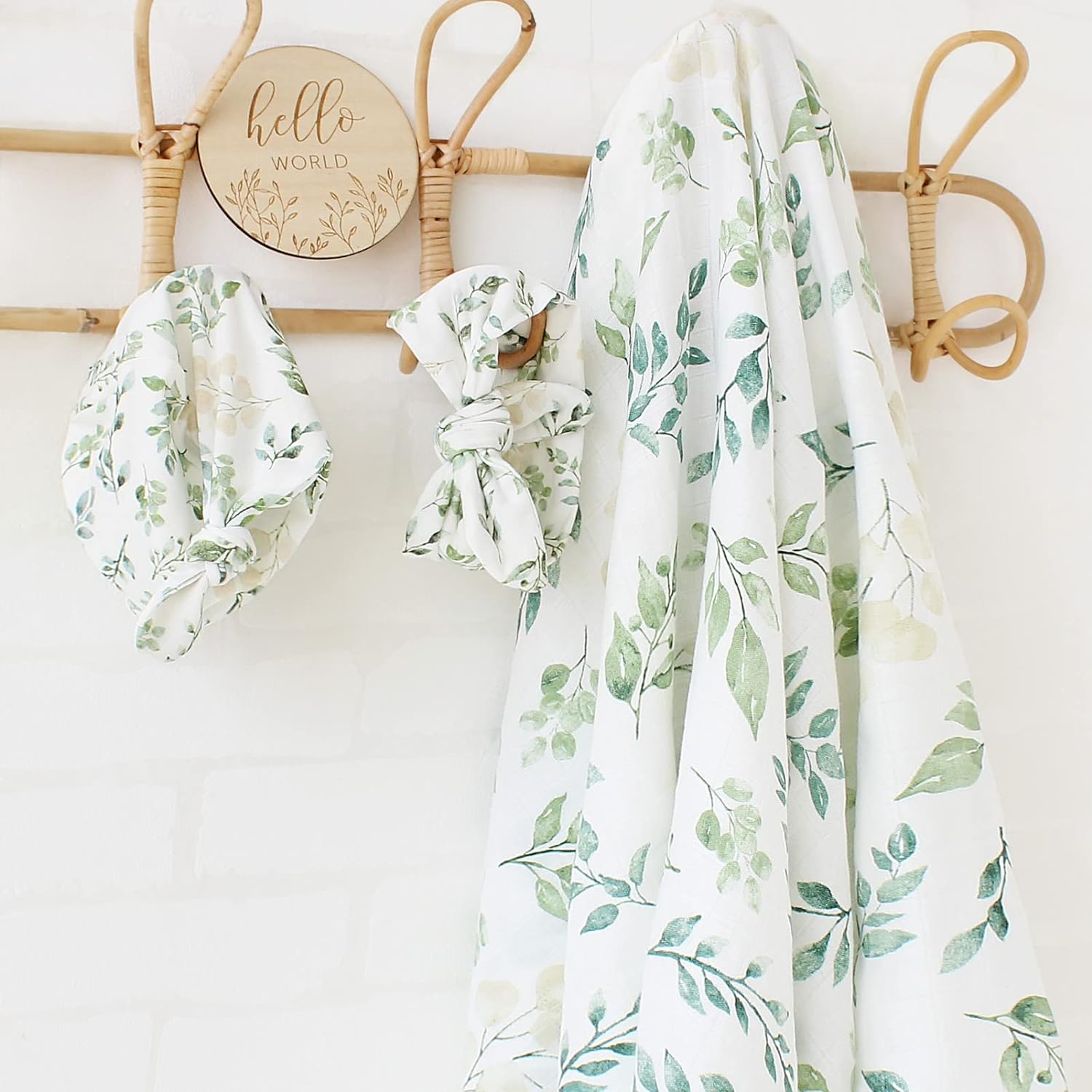 Leafy Lush (Swaddle)