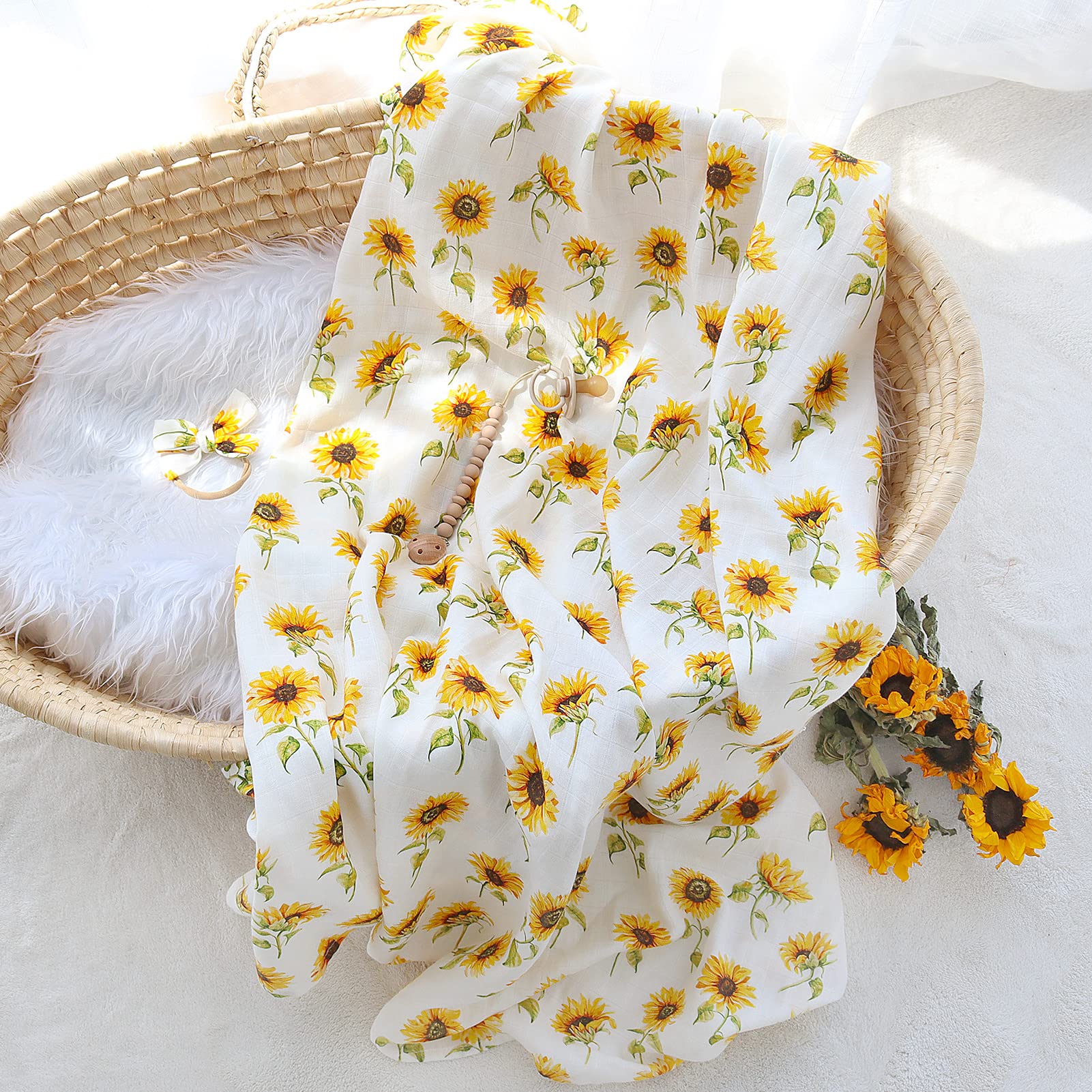 Sunflower Kisses (Swaddle)